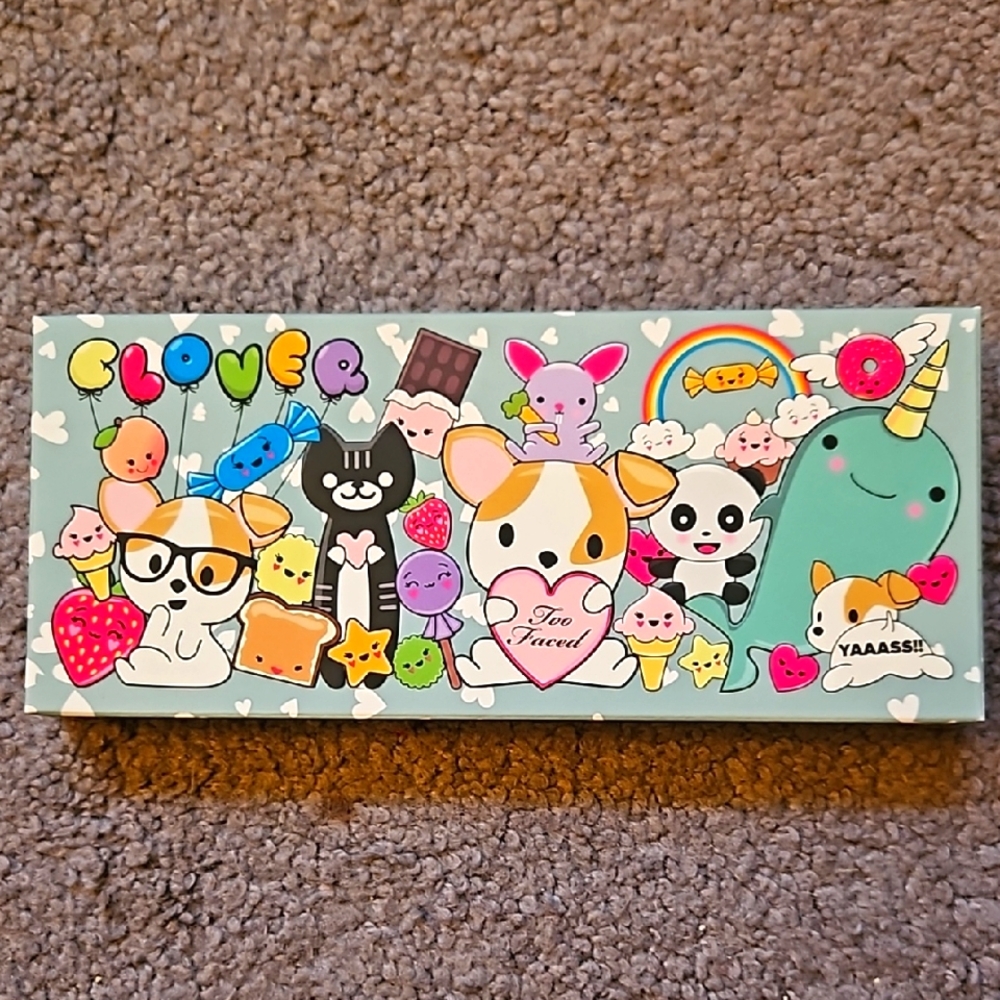 Too Faced - Clover eyeshadow palette